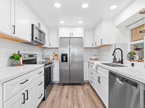 1324 S Pacific 3, Oceanside CA 92054