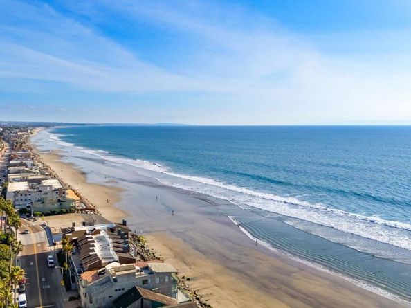 1324 S Pacific 3, Oceanside CA 92054