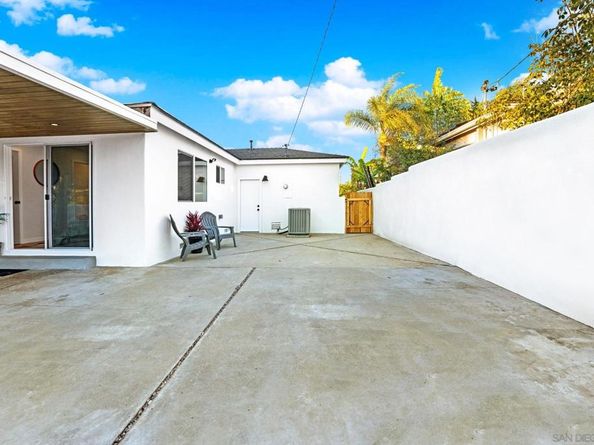 4509 Manitou Way, San Diego CA 92117