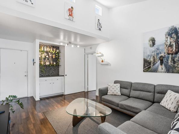 1885 Diamond St 333, San Diego CA 92109