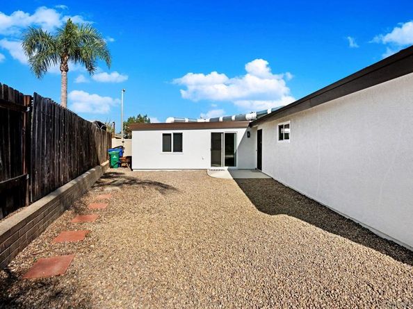 8937 Hammond Dr, San Diego CA 92123