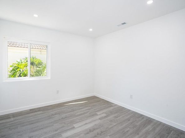 956 S 45Th St, San Diego CA 92113