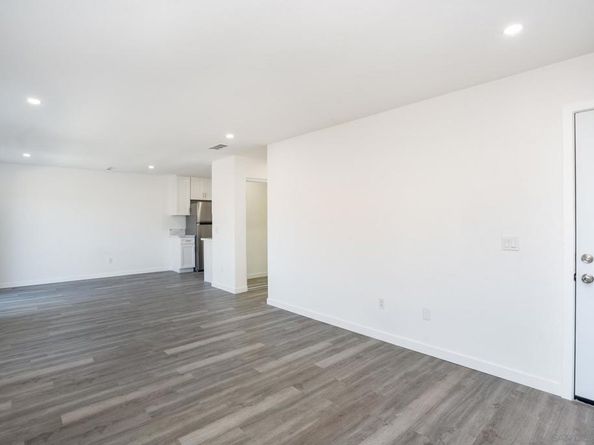 956 S 45Th St, San Diego CA 92113