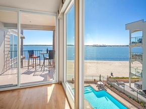 1221 Parker Pl 15, San Diego CA 92109