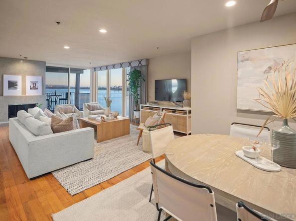 1221 Parker Pl 15, San Diego CA 92109