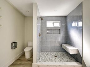 2802 Cowley Way, San Diego CA 92110