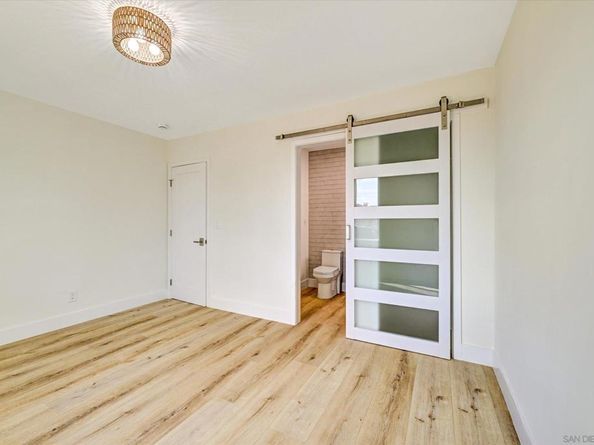 2802 Cowley Way, San Diego CA 92110