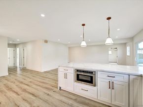 2802 Cowley Way, San Diego CA 92110