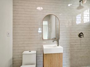 2802 Cowley Way, San Diego CA 92110