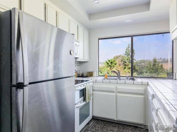 5125 Fontaine 205, San Diego CA 92120