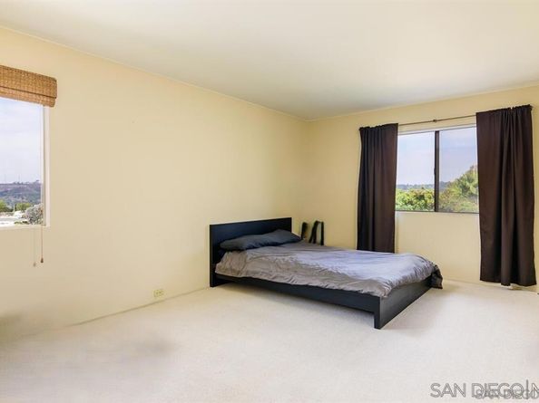 5125 Fontaine 205, San Diego CA 92120