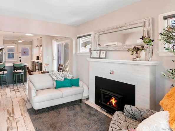 3676 Dwight St, San Diego CA 92104