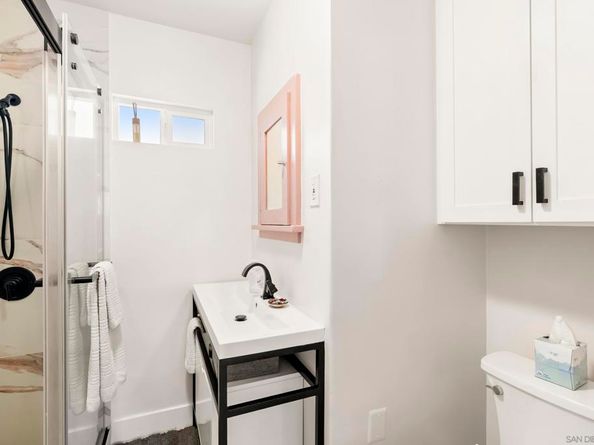 3676 Dwight St, San Diego CA 92104