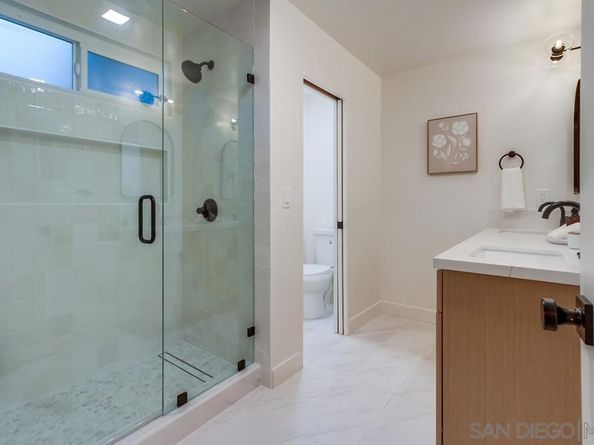 538 Luna Dr, Oceanside CA 92057