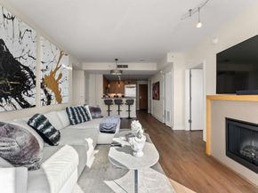 325 7th Ave 1507, San Diego CA 92101