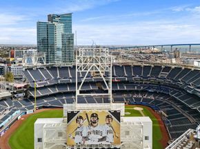 325 7th Ave 1507, San Diego CA 92101
