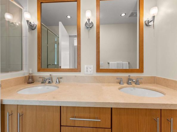 325 7th Ave 1507, San Diego CA 92101