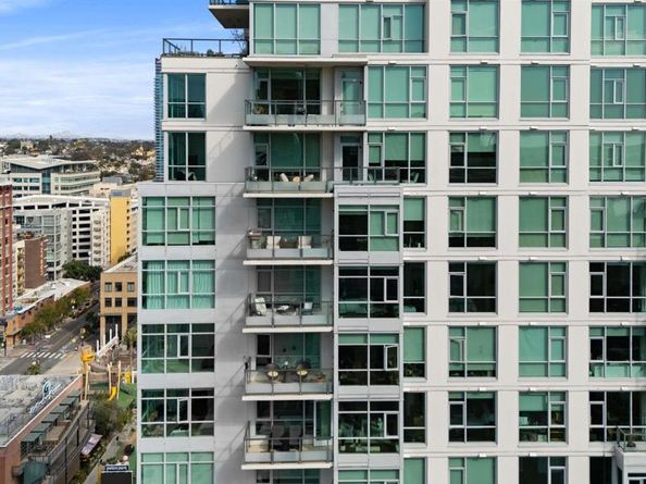 325 7th Ave 1507, San Diego CA 92101