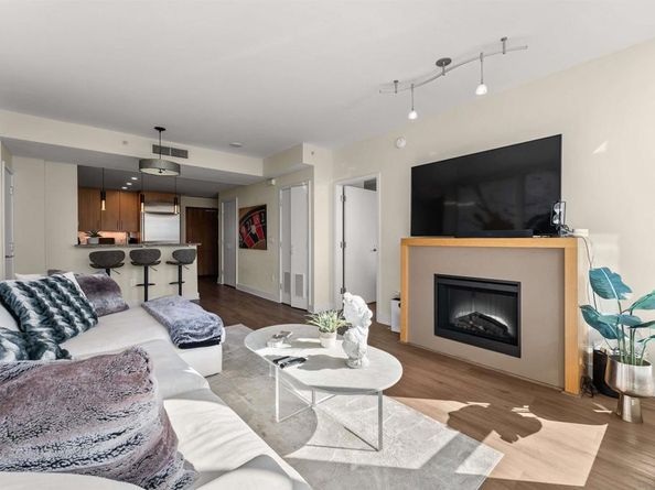325 7th Ave 1507, San Diego CA 92101