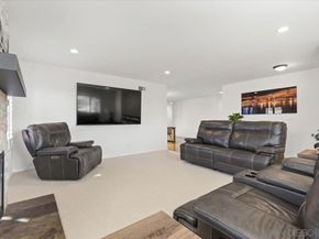 12431 Ridgeton Dr, Lakeside CA 92040