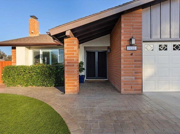 12431 Ridgeton Dr, Lakeside CA 92040