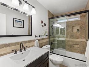 12431 Ridgeton Dr, Lakeside CA 92040