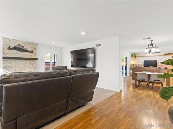 12431 Ridgeton Dr, Lakeside CA 92040