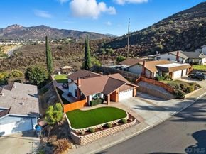 12431 Ridgeton Dr, Lakeside CA 92040