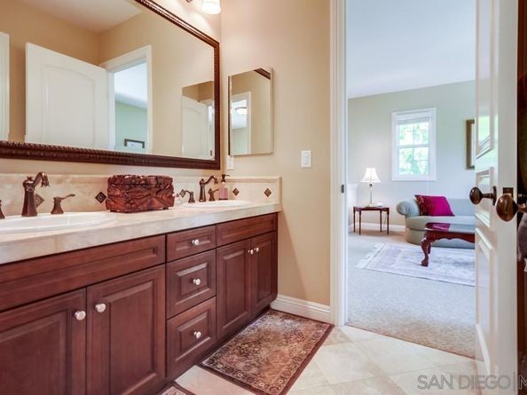 15609 Hayden Lake Place, San Diego CA 92127
