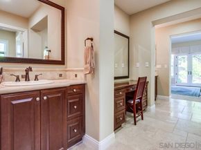 15609 Hayden Lake Place, San Diego CA 92127