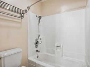 1585 Stone Edge Cir, El Cajon CA 92021