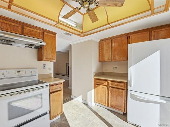 1585 Stone Edge Cir, El Cajon CA 92021