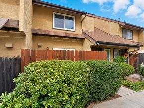 1585 Stone Edge Cir, El Cajon CA 92021