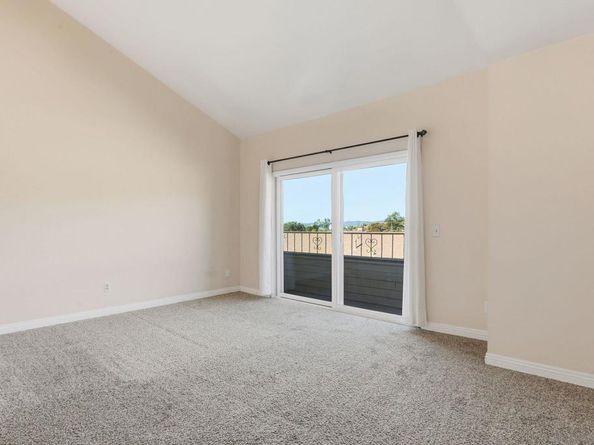 1585 Stone Edge Cir, El Cajon CA 92021