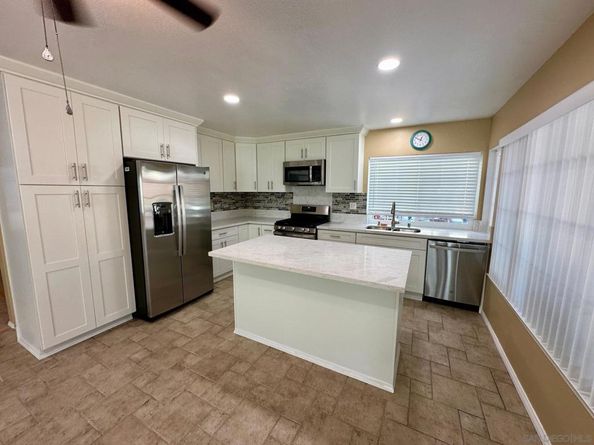 11377 Volans St, San Diego CA 92126