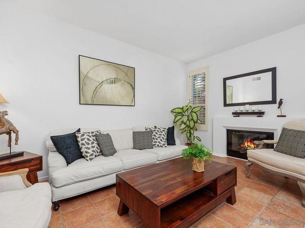 3965 Via Holgura, San Diego CA 92130