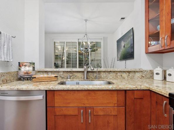 3965 Via Holgura, San Diego CA 92130