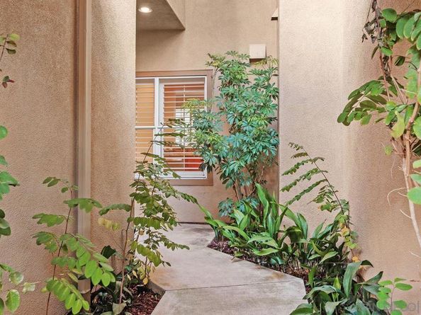 3965 Via Holgura, San Diego CA 92130