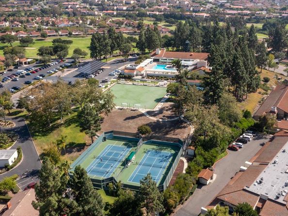 17476 Plaza Cerado 91, San Diego CA 92128