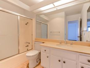 17476 Plaza Cerado 91, San Diego CA 92128