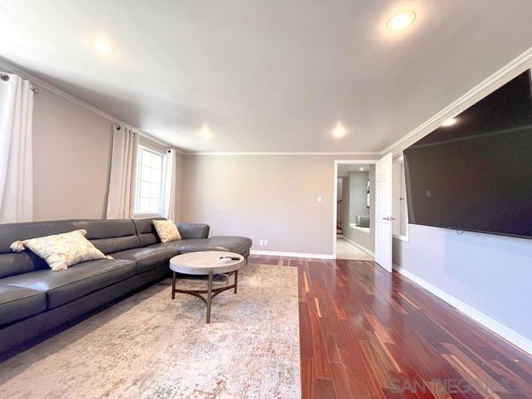 4275 Crestview Drive, La Mesa CA 91941