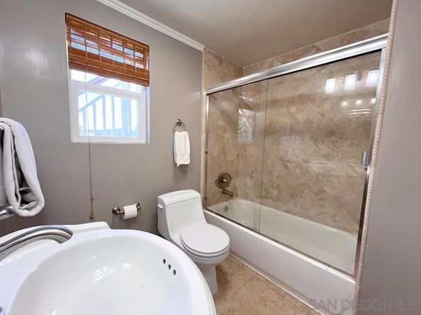 4275 Crestview Drive, La Mesa CA 91941