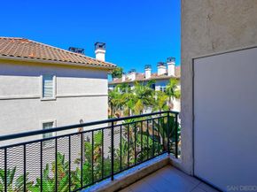 640 Camino De La Reina 1401, San Diego CA 92108