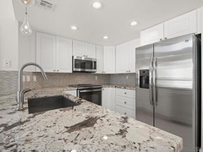 640 Camino De La Reina 1401, San Diego CA 92108