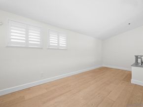 640 Camino De La Reina 1401, San Diego CA 92108