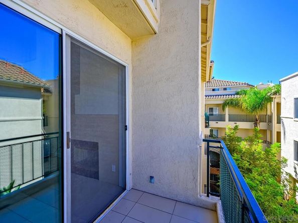 640 Camino De La Reina 1401, San Diego CA 92108