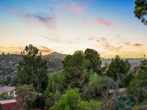 905 Vista Del Monte Way, El Cajon CA 92020