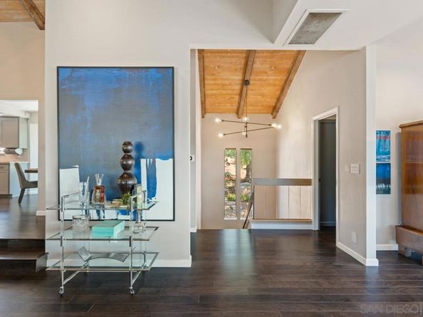 905 Vista Del Monte Way, El Cajon CA 92020