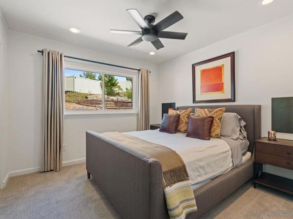 905 Vista Del Monte Way, El Cajon CA 92020