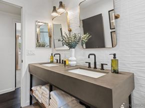 905 Vista Del Monte Way, El Cajon CA 92020